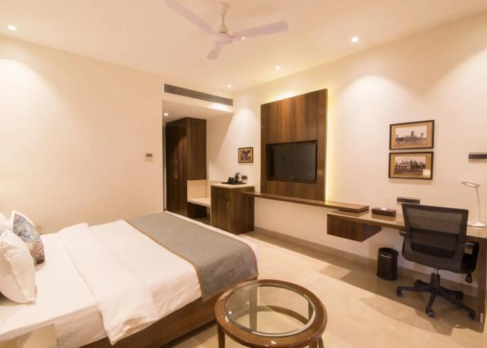 Kwality's Motel Shiraz