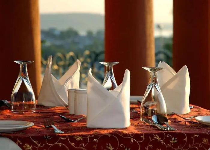 Noor-Us-Sabah Palace