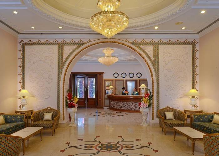 Noor-Us-Sabah Palace