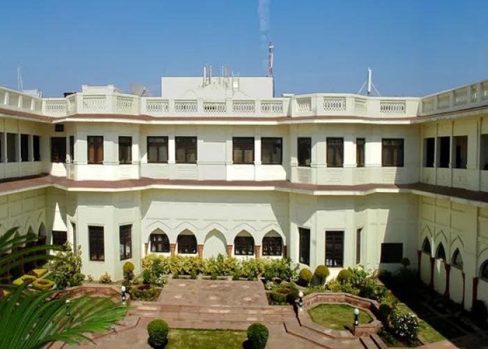 Noor-Us-Sabah Palace