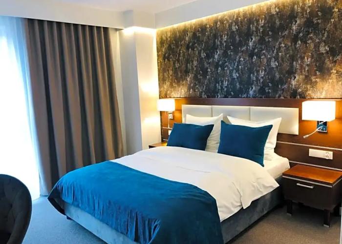 Hotel Ines