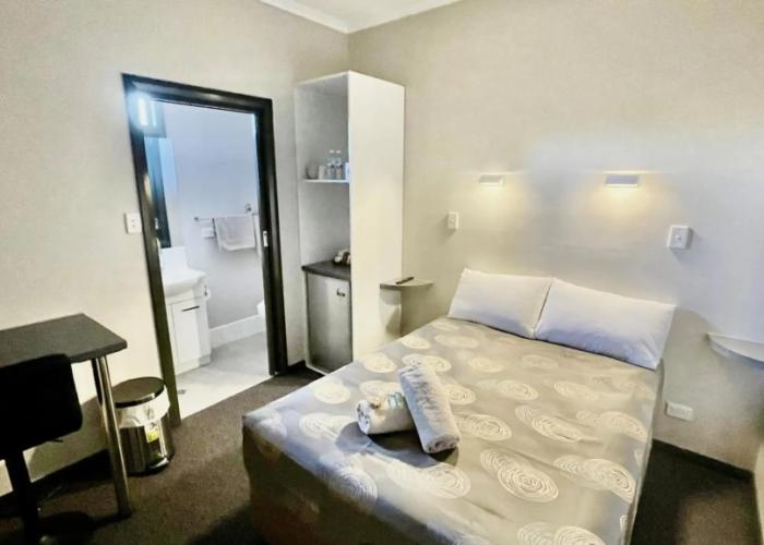 Broken Hill Tourist Lodge