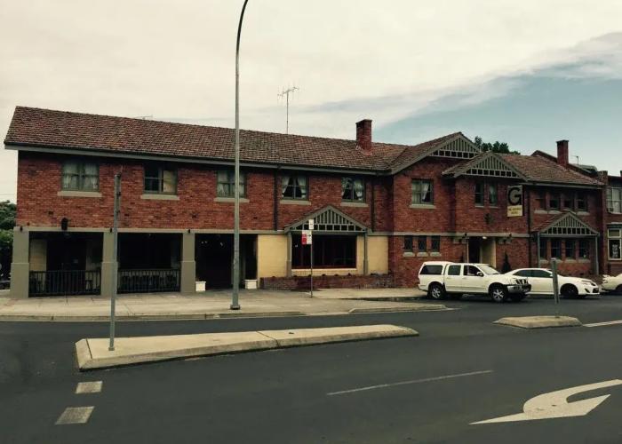 The George Hotel