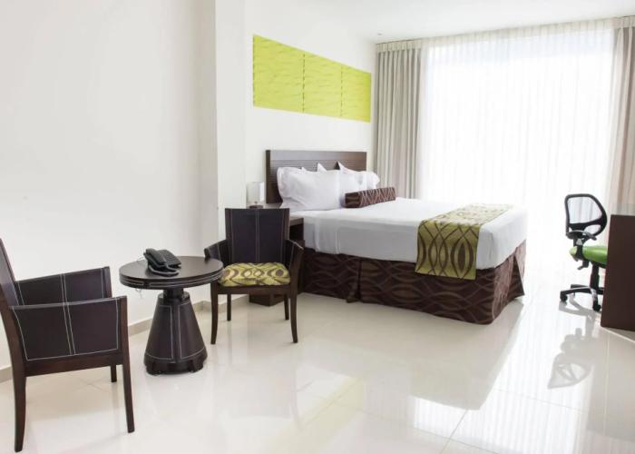 Hotel Latitud 15