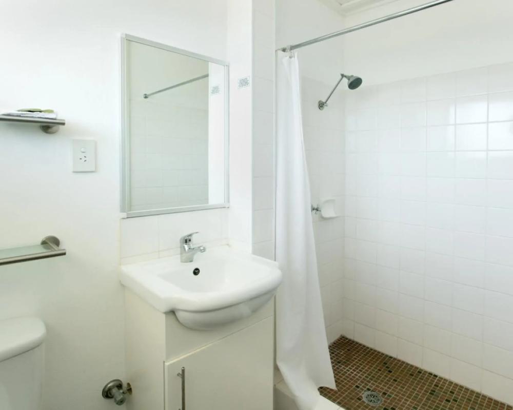 фото Bathurst Studio Apartments