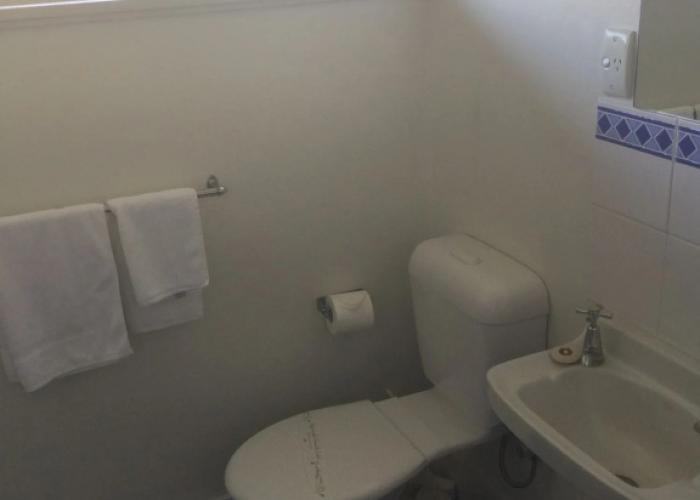 Bathurst Studio Apartments