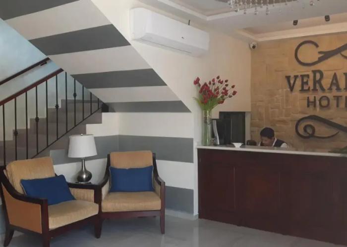 Veranda Hotel