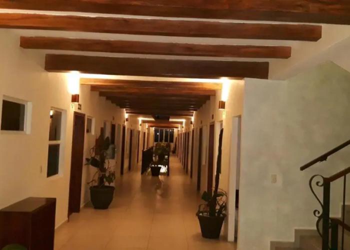 Veranda Hotel