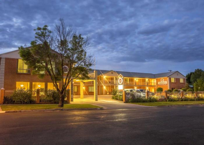 Charlotte Apartments
