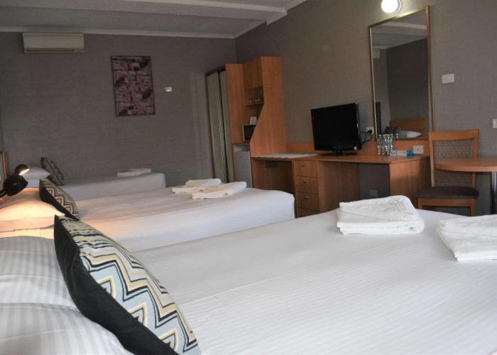 Best Western Coachman's Inn Motel