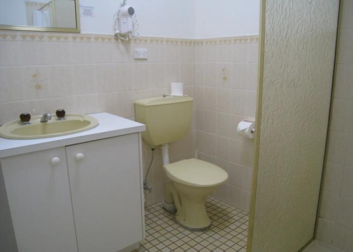 Country Lodge Motor Inn