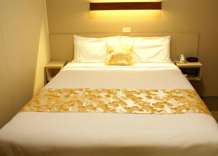 Country Lodge Motor Inn