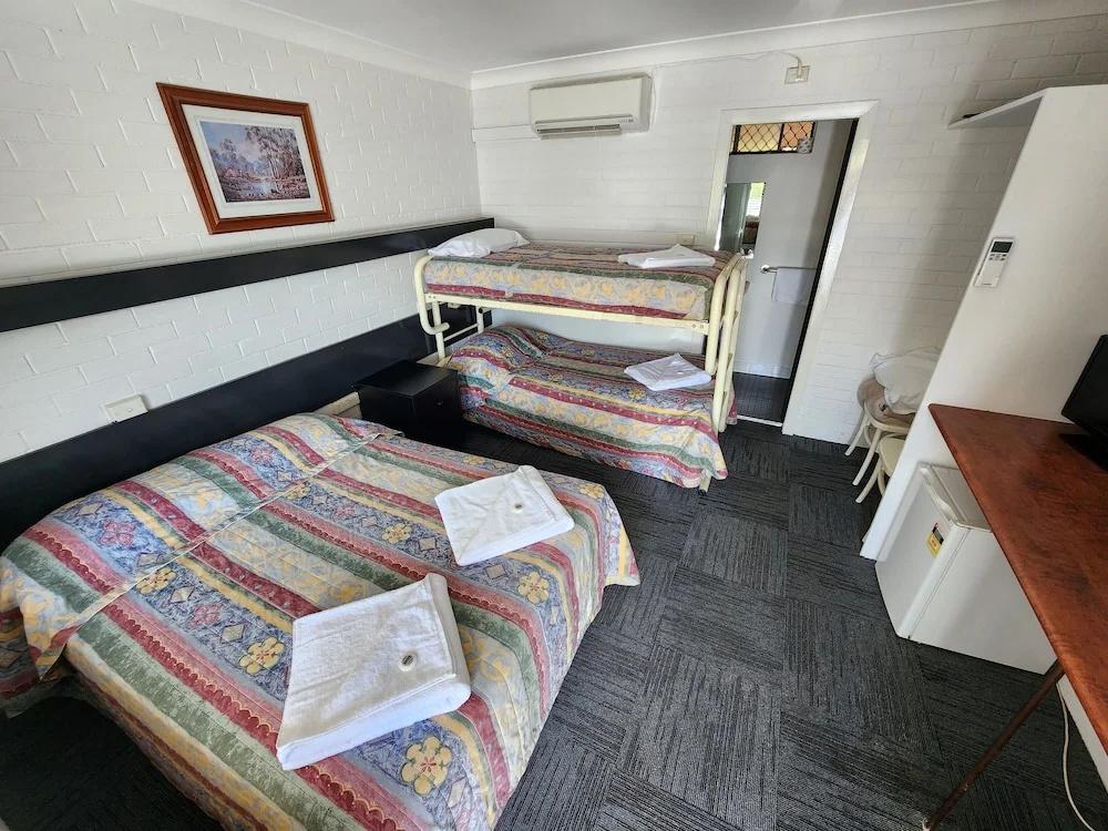 фото Kelso Hotel