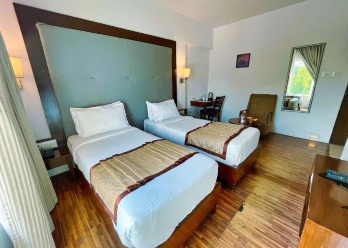 Hotel Clarks Collection Bhavnagar
