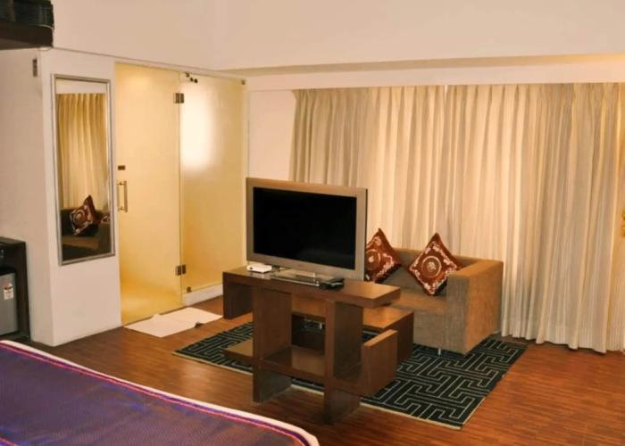 Hotel Clarks Collection Bhavnagar