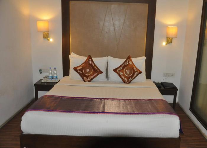 Hotel Clarks Collection Bhavnagar