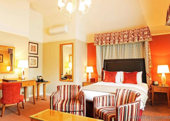 Westmead Hotel