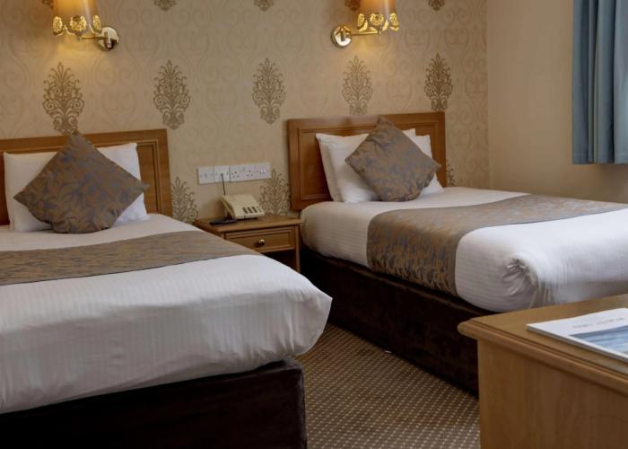 Bridge House Hotel