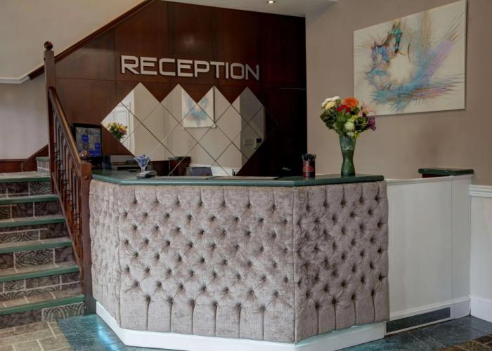Bridge House Hotel