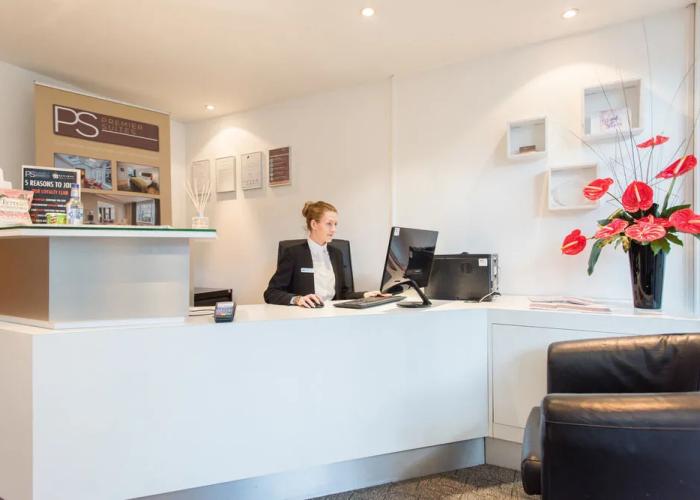 PREMIER SUITES Birmingham