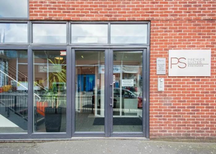 PREMIER SUITES Birmingham