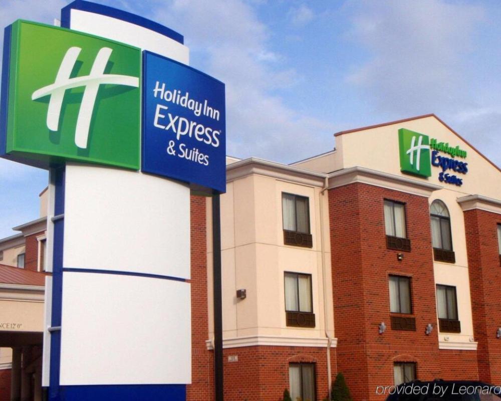 Holiday Inn Express Hotel & Suites South Bend, an IHG Hotel