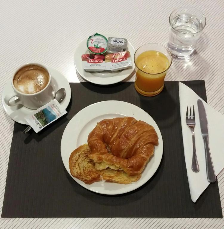 фото Hotel Bedoya