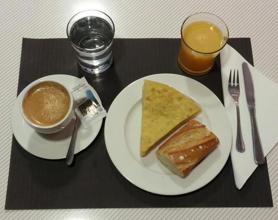 фото Hotel Bedoya