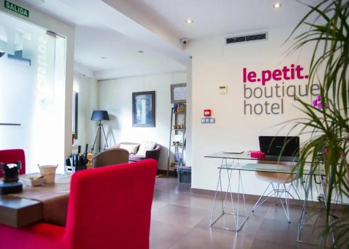Le Petit Boutique Hotel - Adults Only