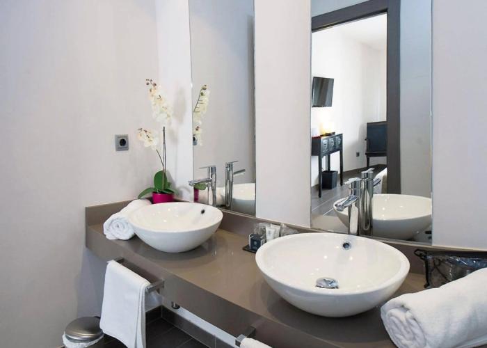 Le Petit Boutique Hotel - Adults Only