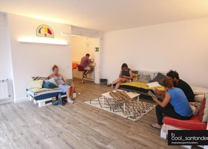 Enjoy Santander - Hostel