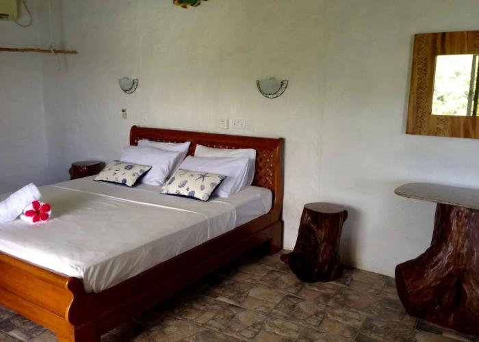 Lazare Picault Hotel