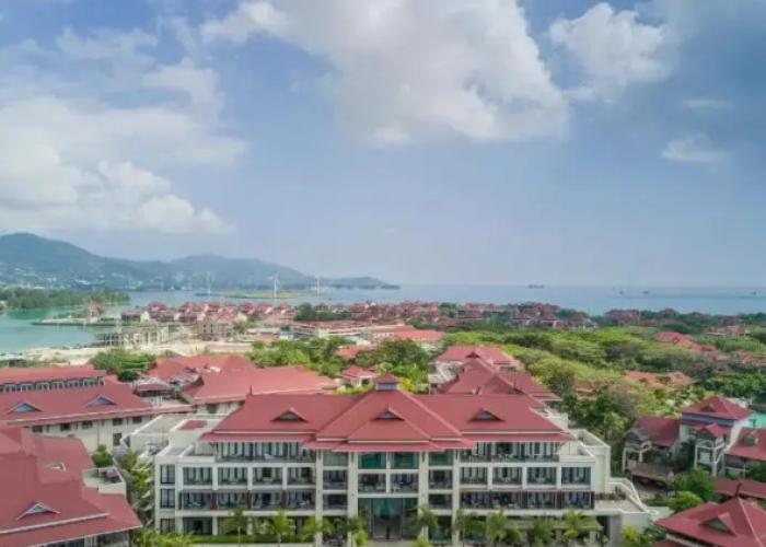 Eden Bleu Hotel
