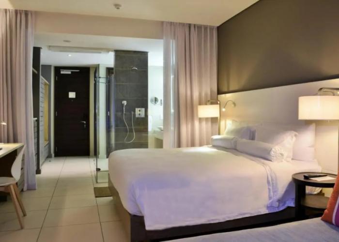 Eden Bleu Hotel