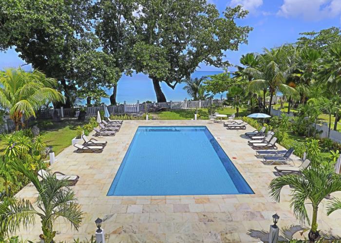 Blanc Villa