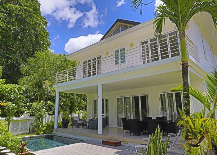 Blanc Villa
