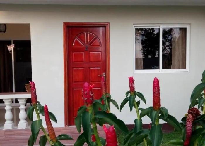 Precious Residence C - Self-catering Studio