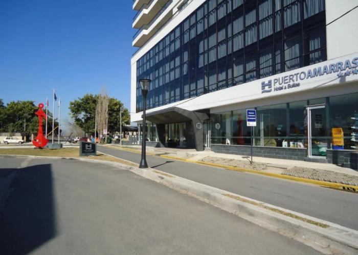 Hotel Puerto Amarras