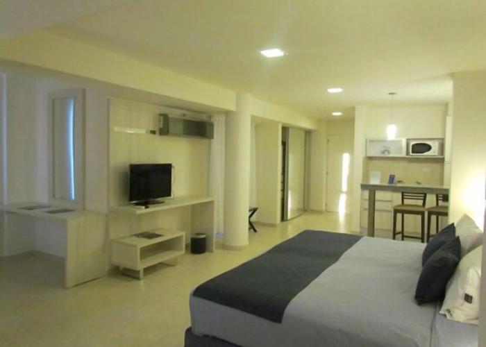 Hotel Puerto Amarras