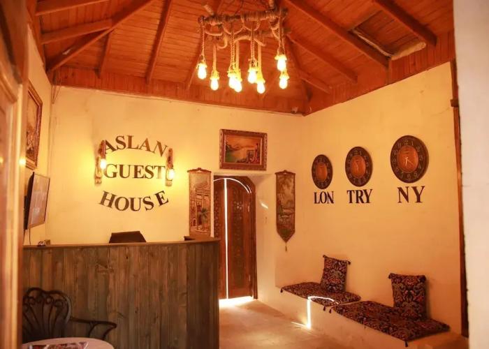 Aslan Guest House