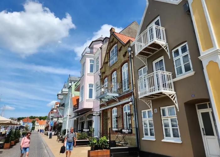 Harbour Walk