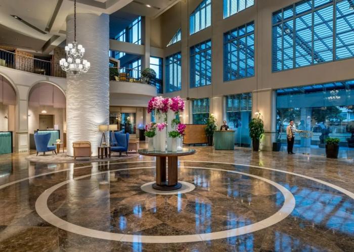 Sofitel Saigon Plaza Hotel