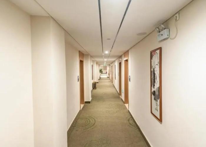 GreenTree Inn HePu Huanzhu South Road Transit Center Express Hotel