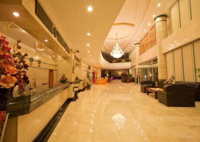 Red Forest Hotel Hepu