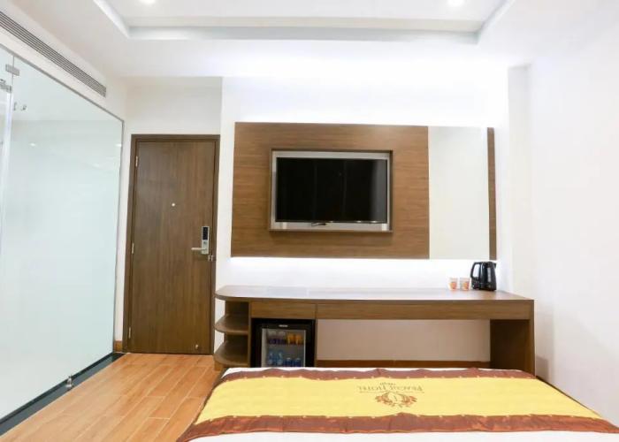 Prague Saigon Airport Hotel