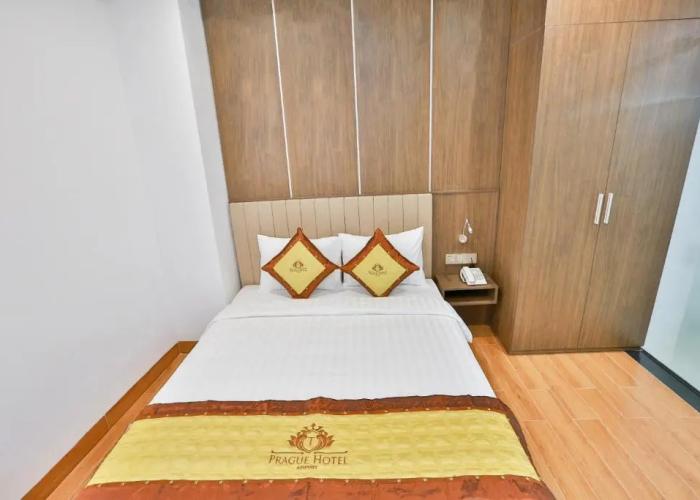 Prague Saigon Airport Hotel
