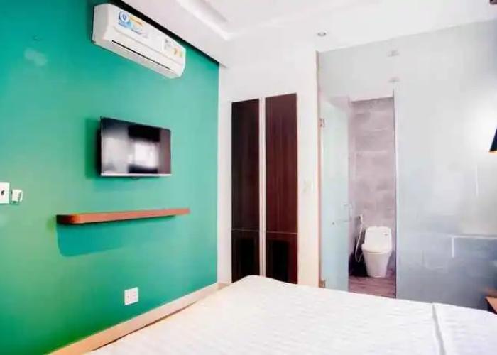 La Hotel Binh Tan