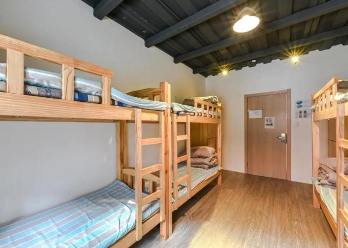 Hidden Garden International Youth Hostel - Oriental Pearl & Lujiazui