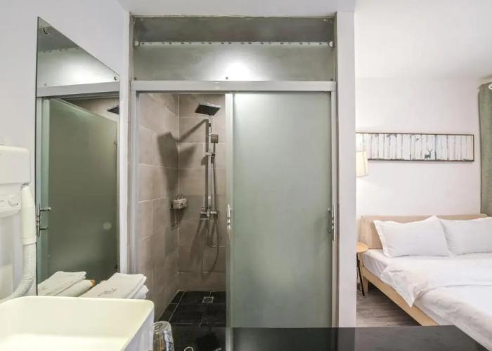 Hidden Garden International Youth Hostel - Oriental Pearl & Lujiazui