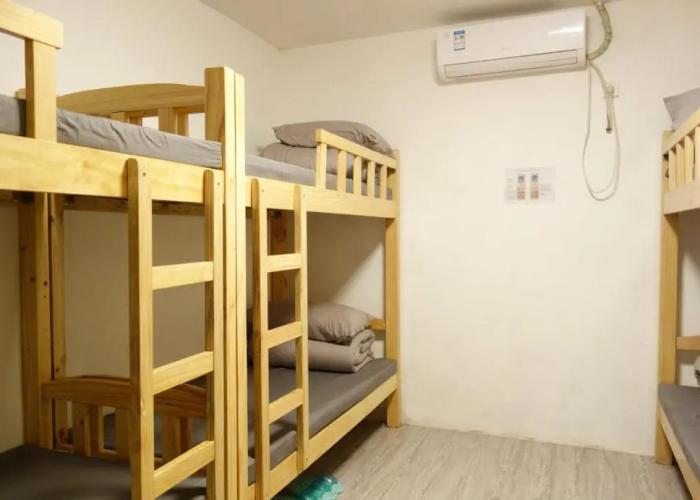 Hidden Garden International Youth Hostel - Oriental Pearl & Lujiazui